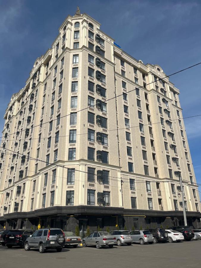 Апартамент Кристалл Bishkek Exteriör bild